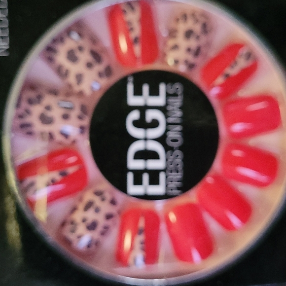 Fing'rs Edge Press-on nails - Picture 4 of 6